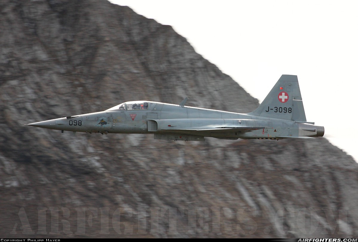 Switzerland - Air Force Northrop F-5E Tiger II J-3098 at Off-Airport - Axalp, Switzerland