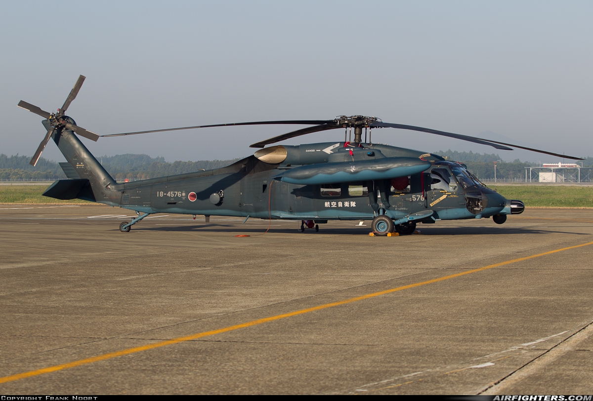 Japan - Air Force Sikorsky UH-60J Black Hawk (S-70A-12) 18-4576 at Hyakuri (RJAH), Japan