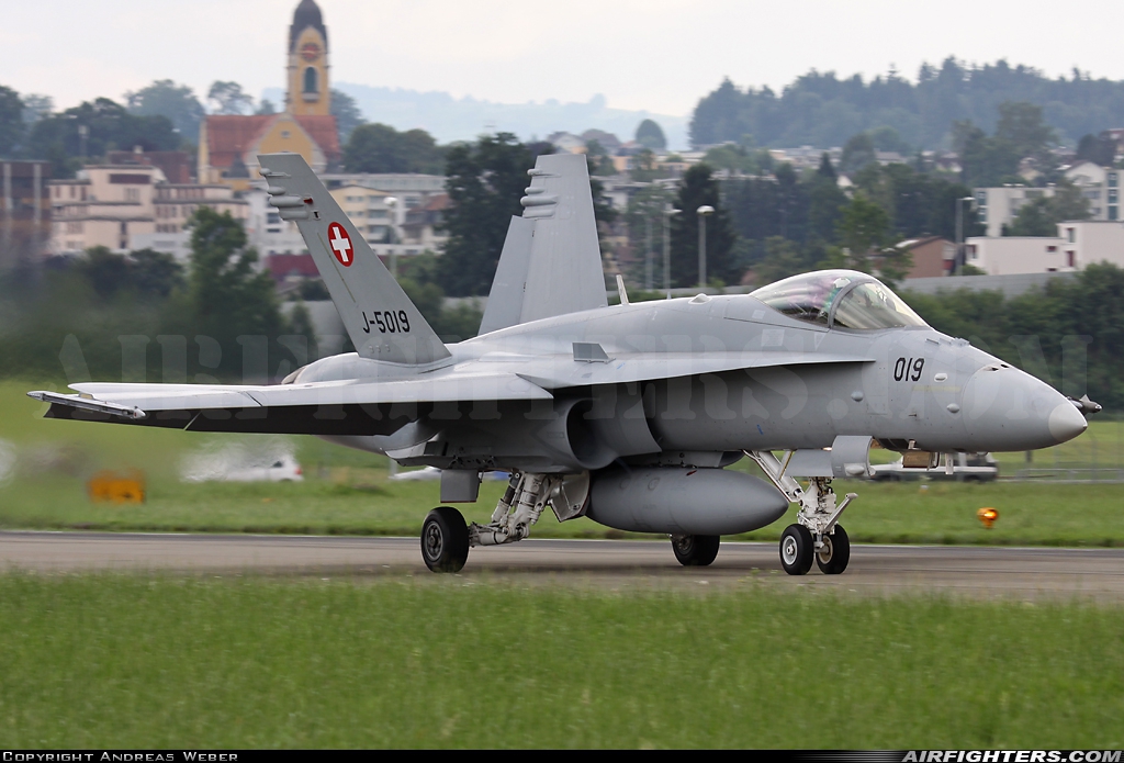 Switzerland - Air Force McDonnell Douglas F/A-18C Hornet J-5019 at Emmen (EML / LSME), Switzerland