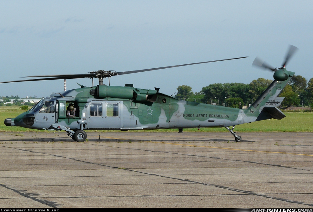 Brazil - Air Force Sikorsky UH-60L Black Hawk (S-70A) 8909 at El Palomar (PAL / SADP), Argentina