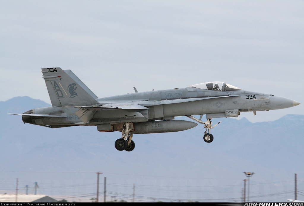 USA - Navy McDonnell Douglas F/A-18C Hornet 163487 at El Centro - NAF (NJK / KNJK), USA