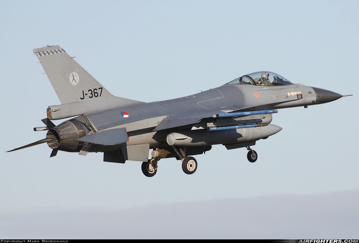 Netherlands - Air Force General Dynamics F-16AM Fighting Falcon J-367 at Eindhoven (- Welschap) (EIN / EHEH), Netherlands