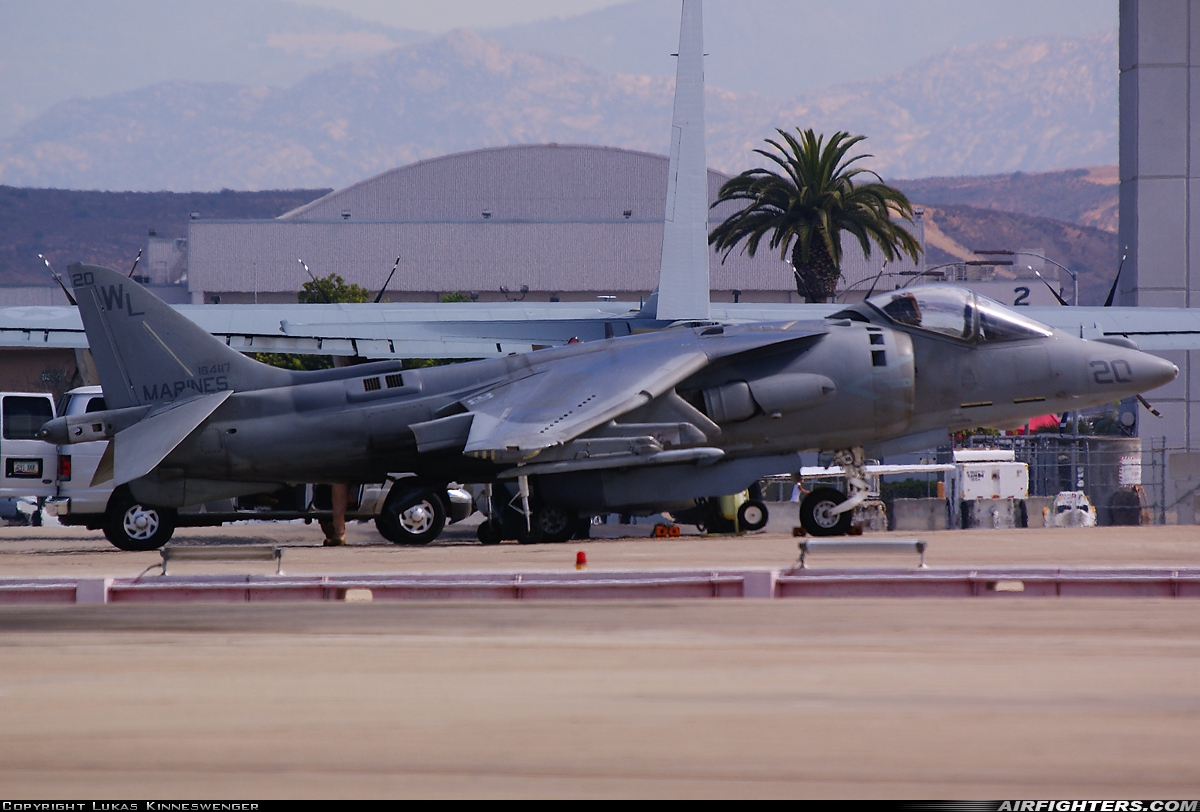 USA - Marines McDonnell Douglas AV-8B Harrier II 164117 at San Diego - Miramar MCAS (NAS) / Mitscher Field (NKX / KNKX), USA