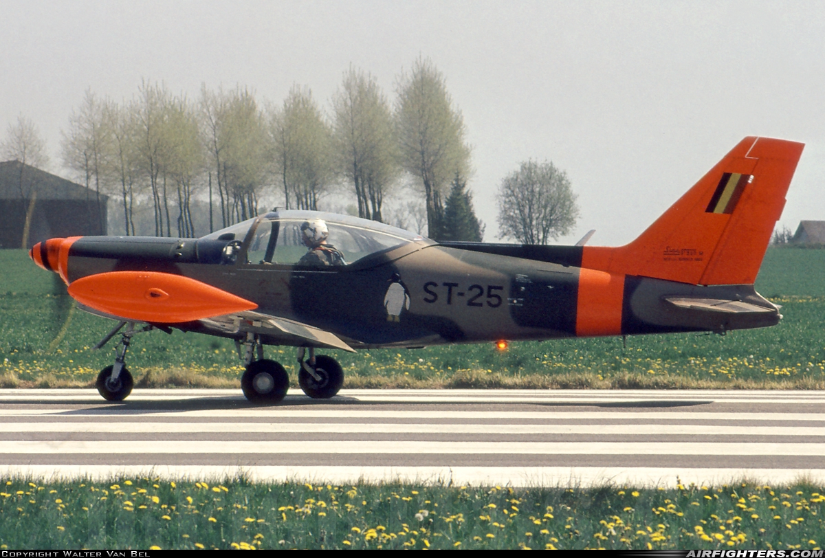 Belgium - Air Force SIAI-Marchetti SF-260M ST-25 at Goetsenhoven (EBTN), Belgium
