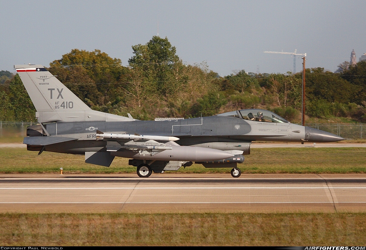 USA - Air Force General Dynamics F-16C Fighting Falcon 85-1410 at Fort Worth - NAS JRB / Carswell Field (AFB) (NFW / KFWH), USA
