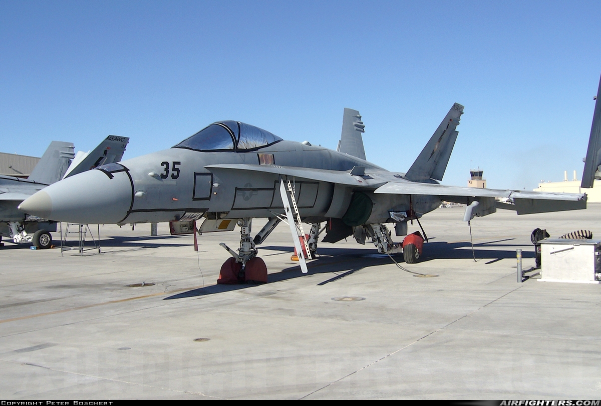 USA - Navy McDonnell Douglas F/A-18C Hornet 163456 at Fallon - Fallon NAS (NFL / KNFL), USA