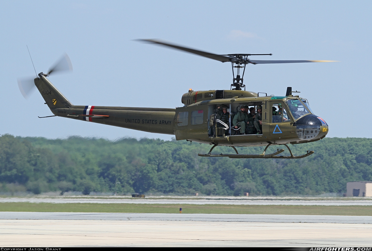Private Bell UH-1F Iroquois (204) N104HF at Marietta - Dobbins ARB (Atlanta NAS) (MGE / KMGE), USA