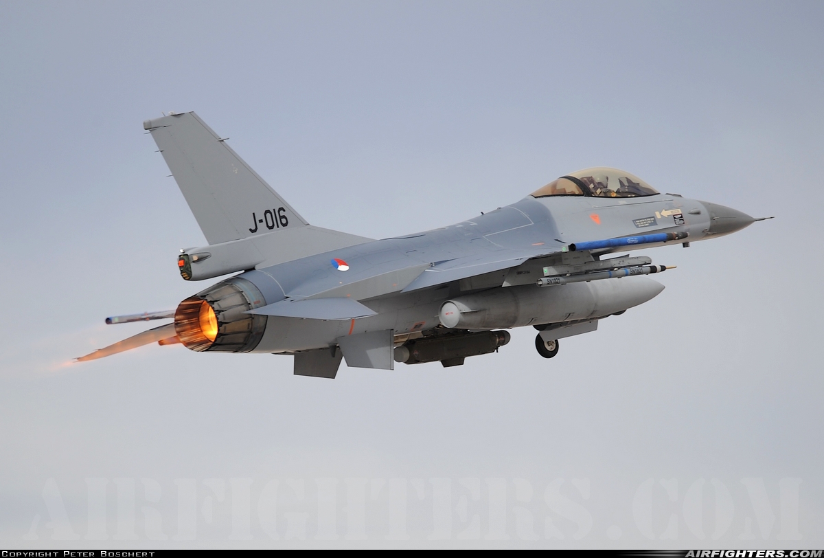Netherlands - Air Force General Dynamics F-16AM Fighting Falcon J-016 at Las Vegas - Nellis AFB (LSV / KLSV), USA