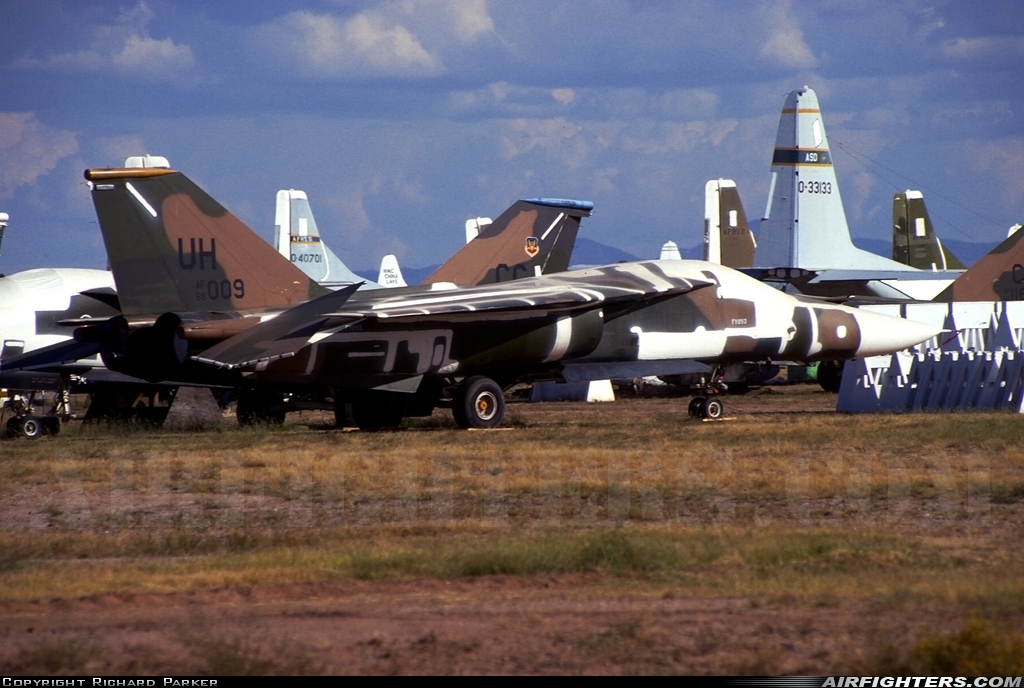 USA - Air Force General Dynamics F-111E Aardvark 68-0009 at Tucson - Davis-Monthan AFB (DMA / KDMA), USA