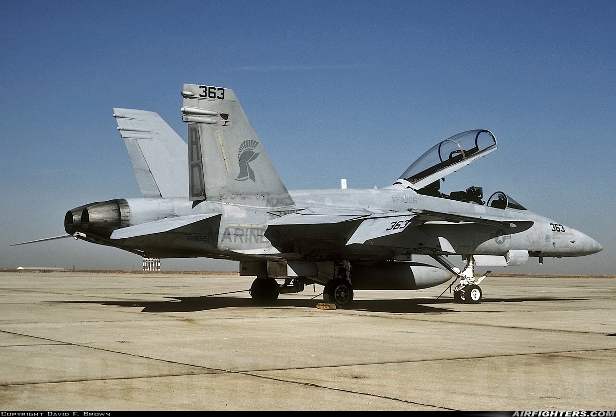 USA - Navy McDonnell Douglas F/A-18B Hornet 161932 at Camp Springs - Andrews AFB (Washington NAF) (ADW / NSF / KADW), USA
