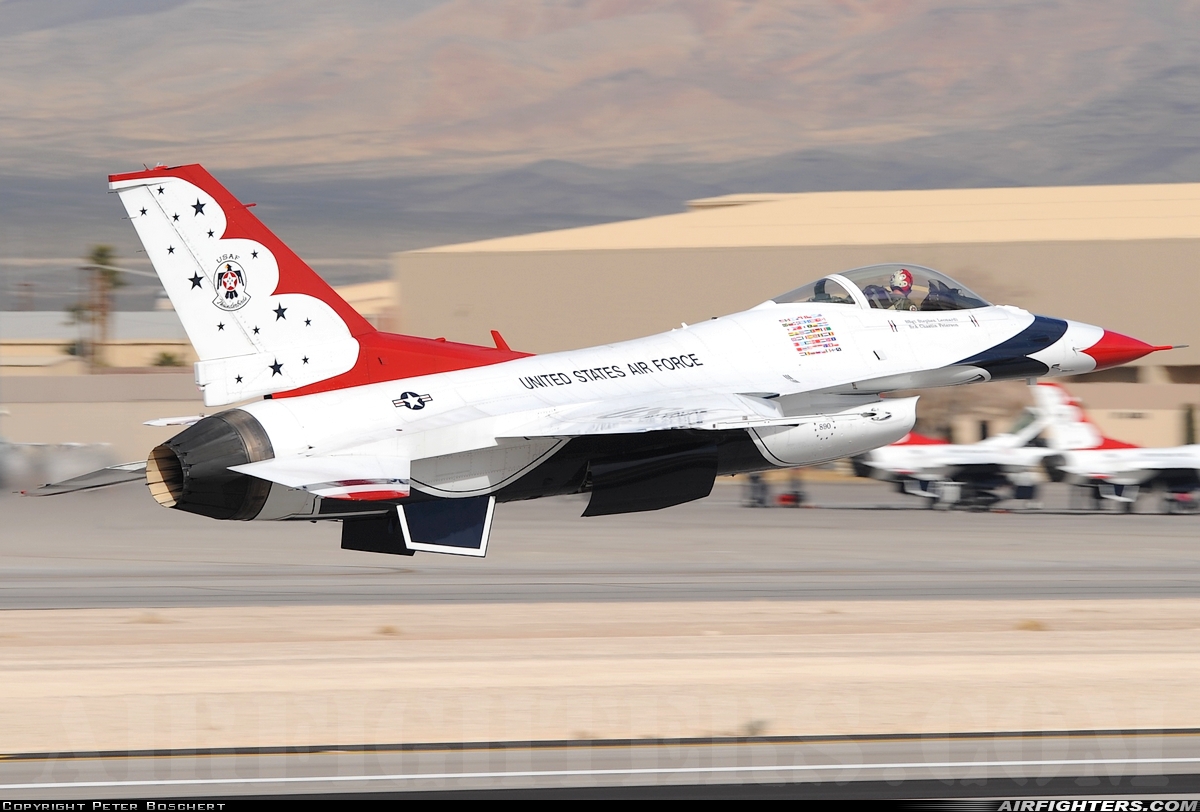 USA - Air Force General Dynamics F-16C Fighting Falcon 92-3890 at Las Vegas - Nellis AFB (LSV / KLSV), USA