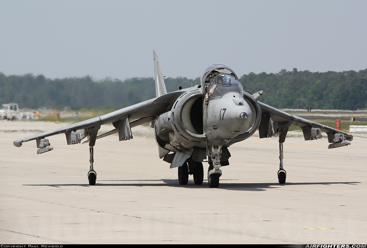 USA - Marines McDonnell Douglas AV-8B Harrier II 163876 at Havelock - Cherry Point MCAS (NKT / KNKT), USA