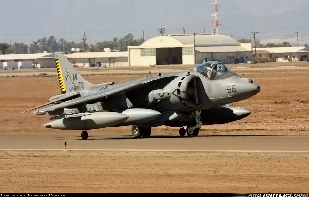 USA - Marines McDonnell Douglas AV-8B Harrier II 163880 at El Centro - NAF (NJK / KNJK), USA