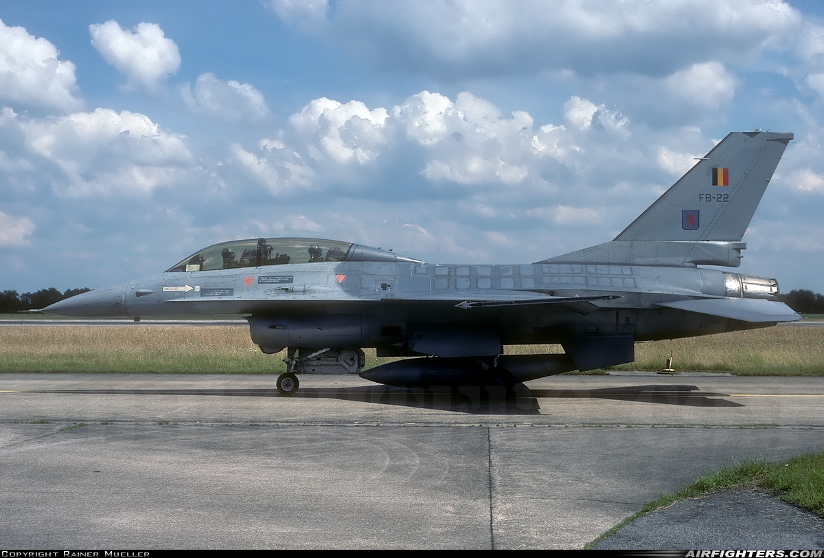 Belgium - Air Force General Dynamics F-16B Fighting Falcon FB-22 at Hopsten (Rheine -) (ETNP), Germany