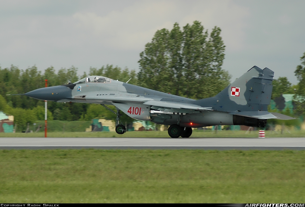 Poland - Air Force Mikoyan-Gurevich MiG-29G (9.12A) 4101 at Poznan / Krzesiny (EPKS), Poland