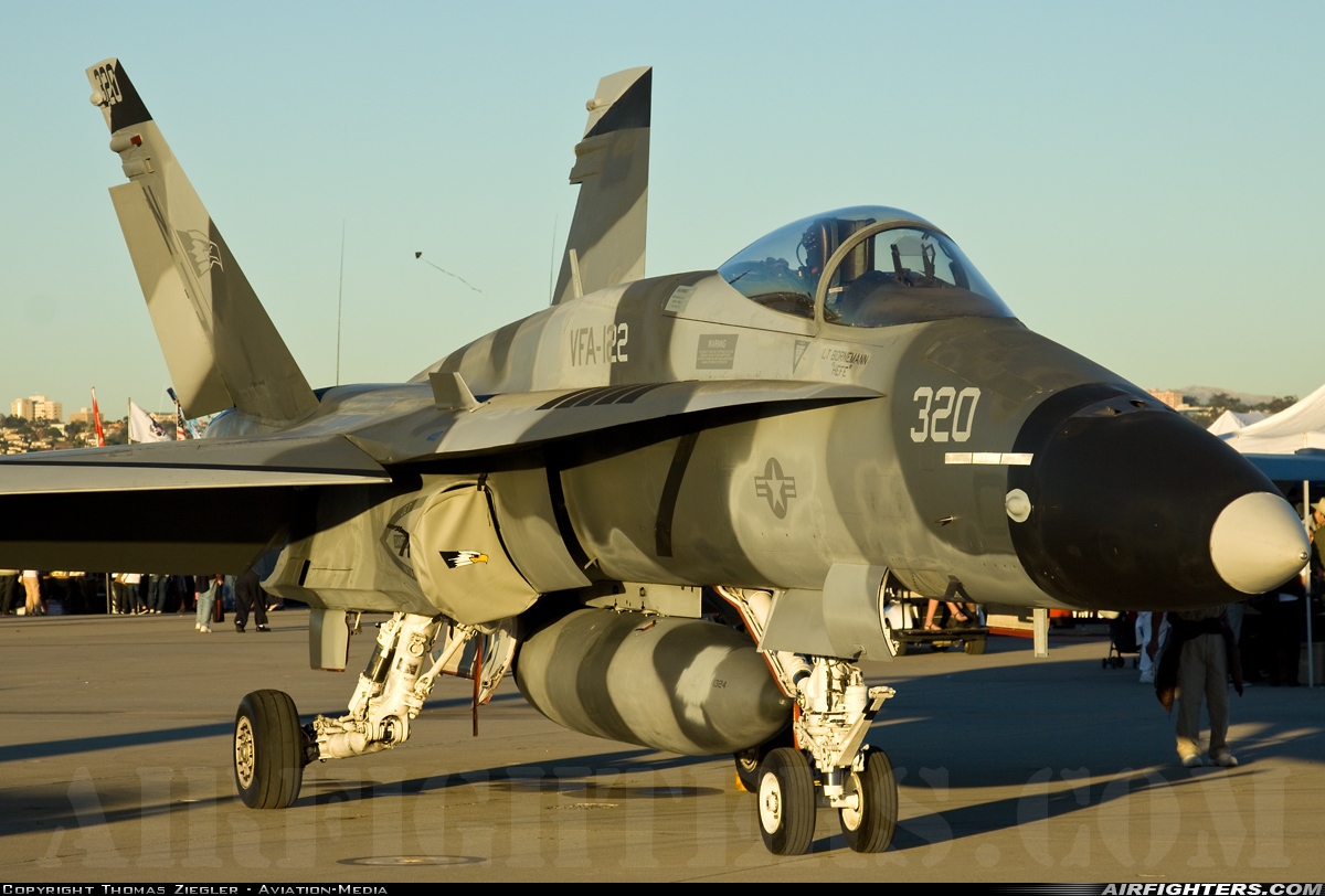 USA - Navy McDonnell Douglas F/A-18A Hornet 162869 at San Diego - North Island NAS / Halsey Field (NZY / KNZY), USA