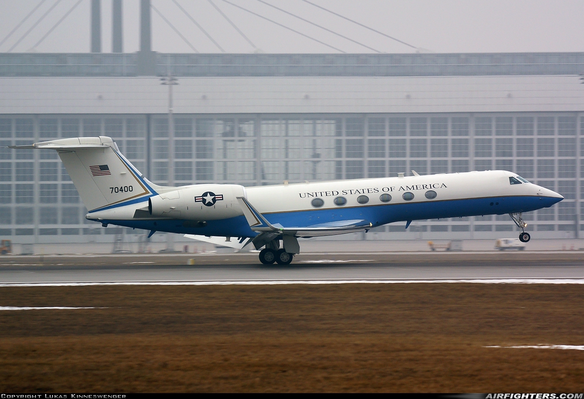 USA - Air Force Gulfstream Aerospace C-37A (G550) 97-0400 at Munich (- Franz Josef Strauss) (MUC / EDDM), Germany