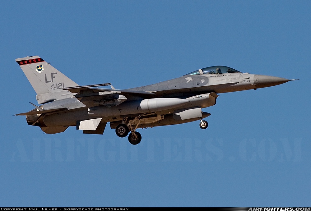 USA - Air Force General Dynamics F-16C Fighting Falcon 97-0121 at Yuma - MCAS / Int. (NYL / KNYL), USA