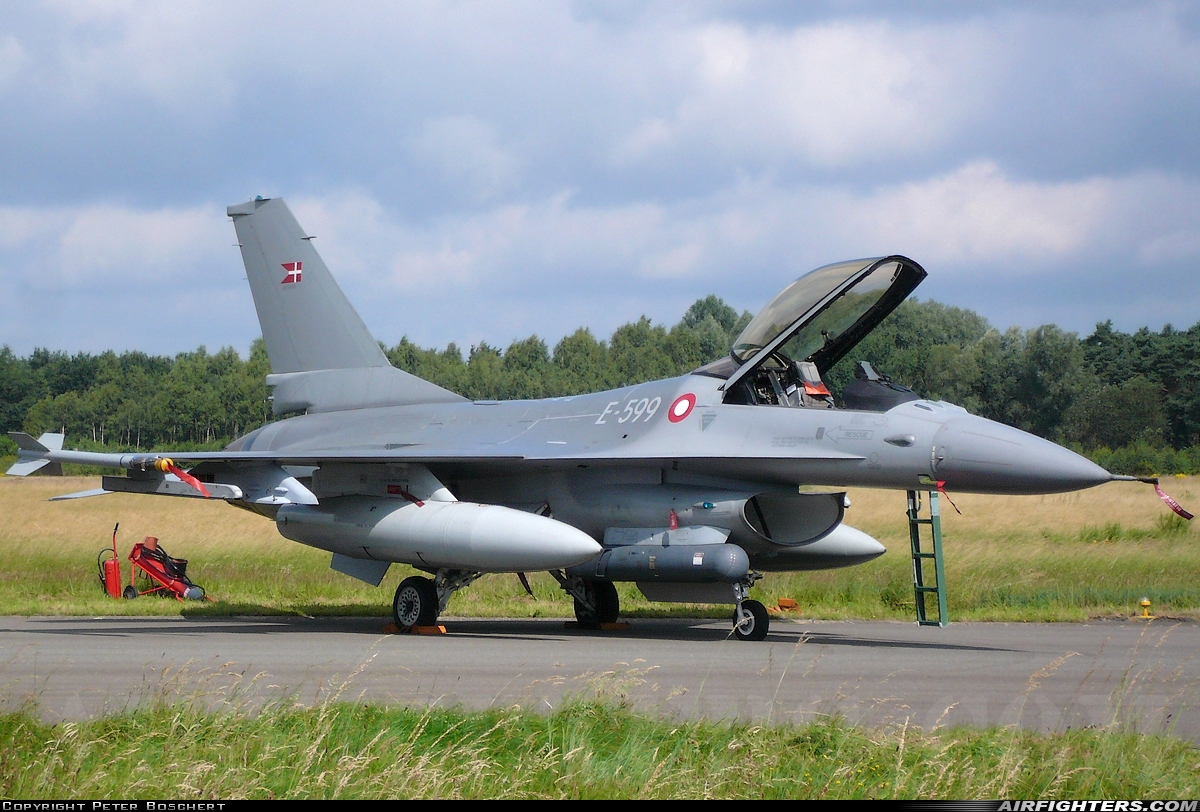 Denmark - Air Force General Dynamics F-16AM Fighting Falcon E-599 at Kleine Brogel (EBBL), Belgium