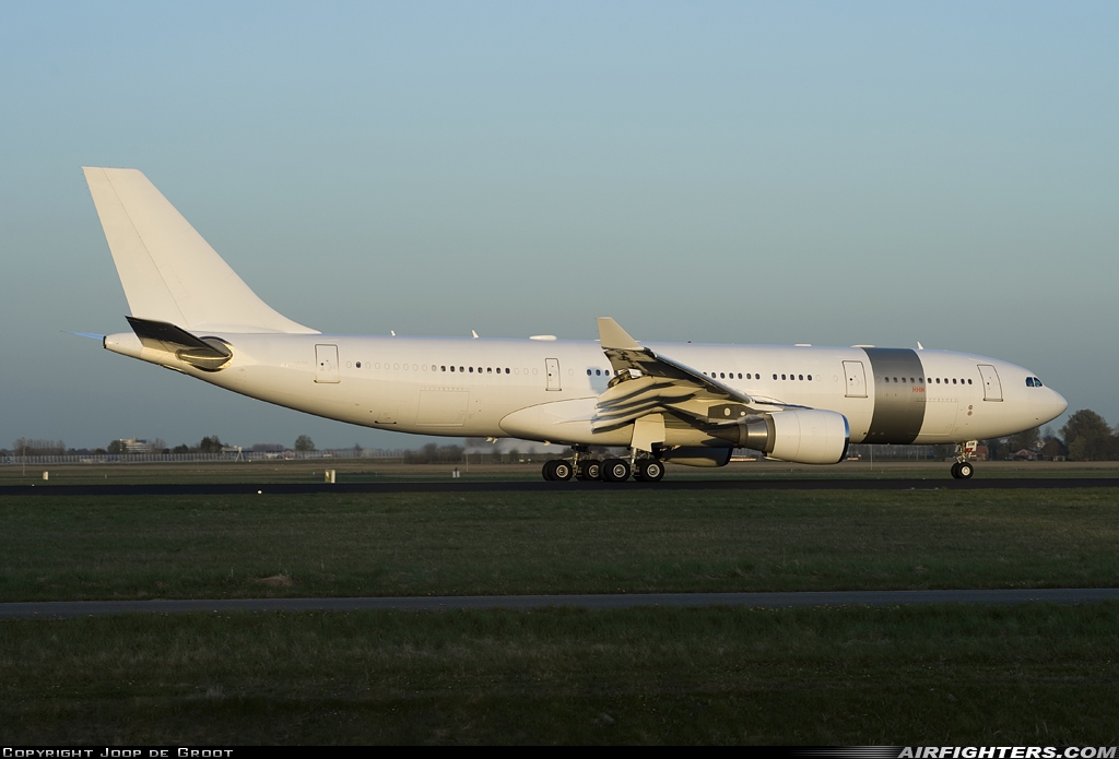 Qatar - Government Airbus A330-203 A7-HHM at Amsterdam - Schiphol (AMS / EHAM), Netherlands