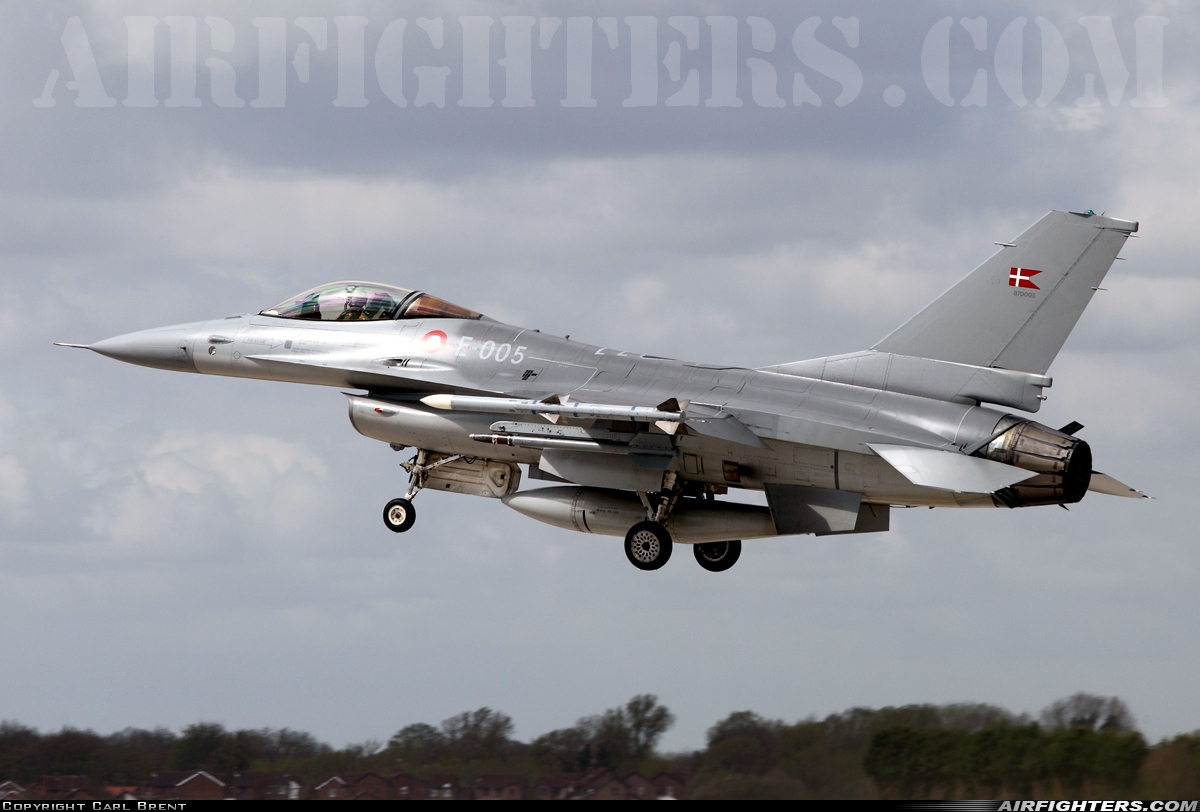 Denmark - Air Force General Dynamics F-16AM Fighting Falcon E-005 at Coningsby (EGXC), UK