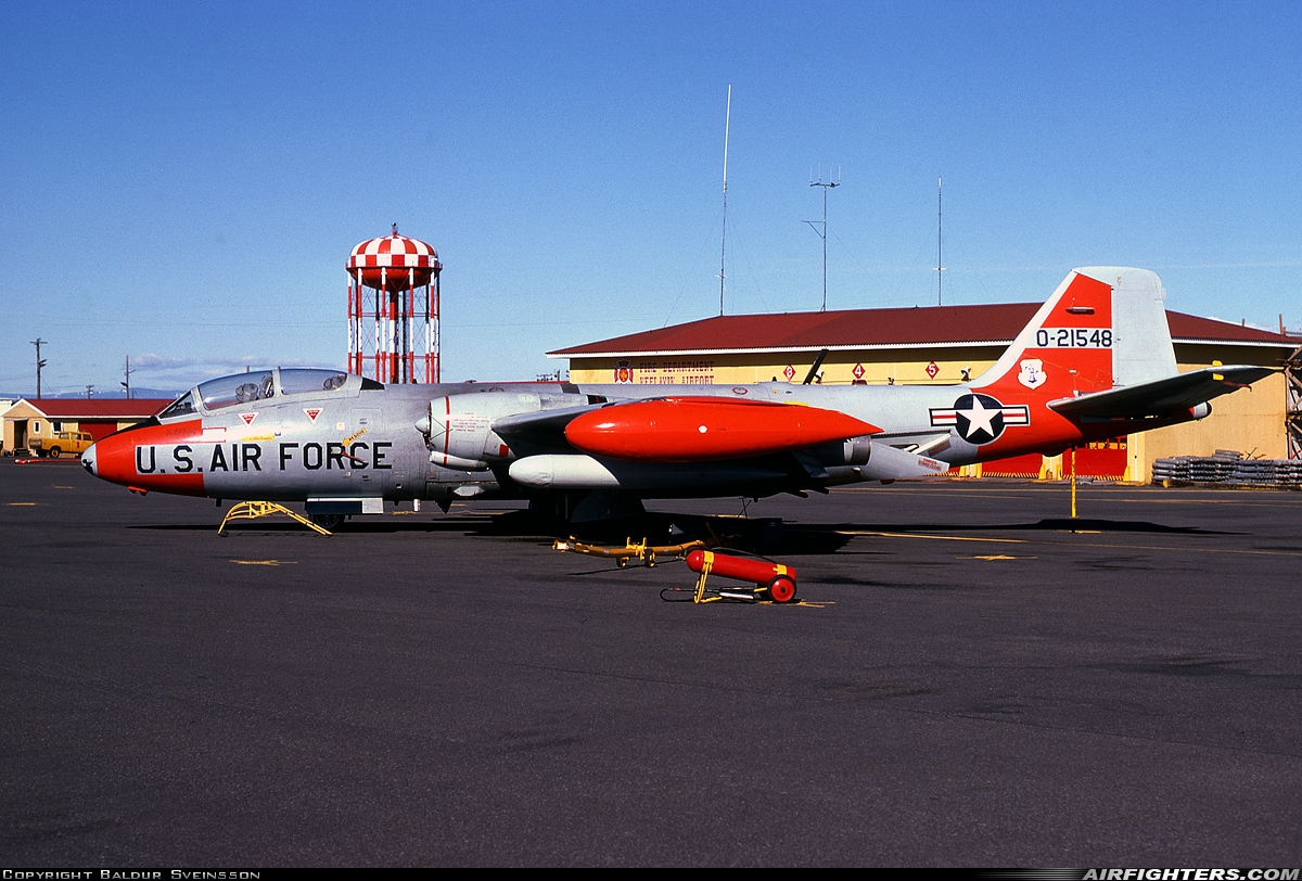 USA - Air Force Martin EB-57B Canberra 52-1548 at Keflavik (KEF / BIKF), Iceland