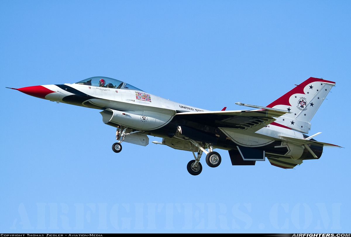 USA - Air Force General Dynamics F-16C Fighting Falcon 92-3898 at Koksijde (EBFN), Belgium