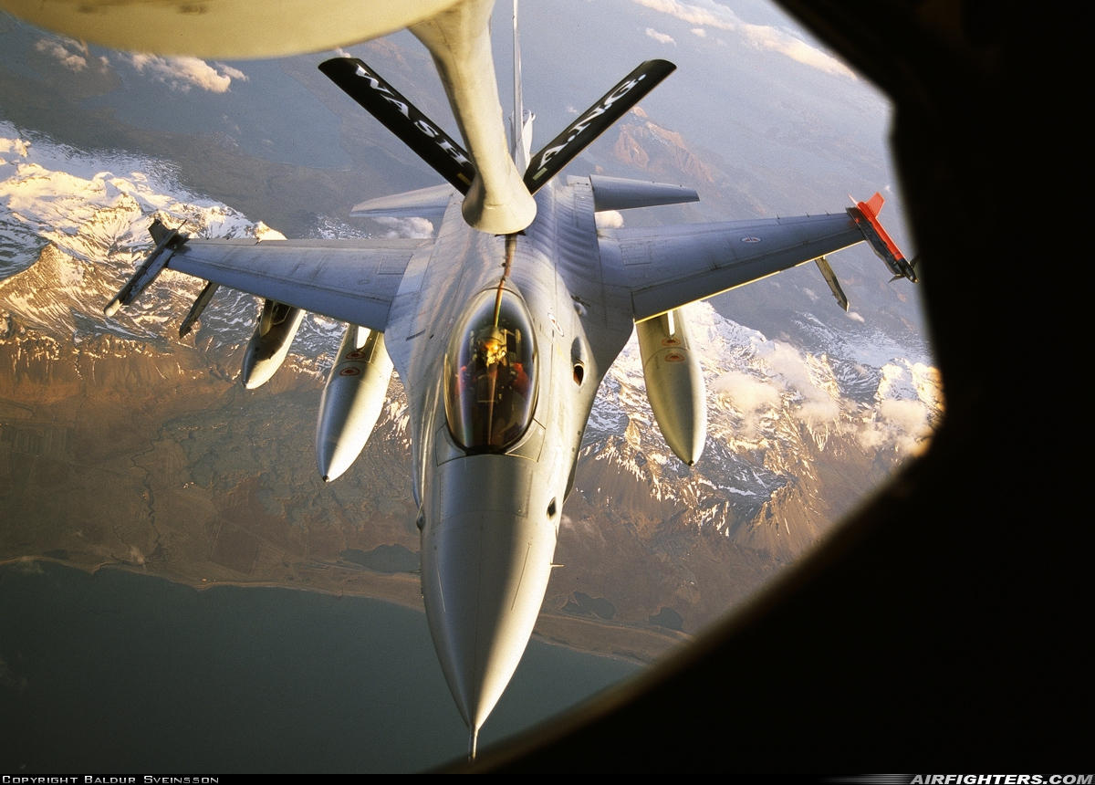 Norway - Air Force General Dynamics F-16A Fighting Falcon 687 at In Flight, Iceland