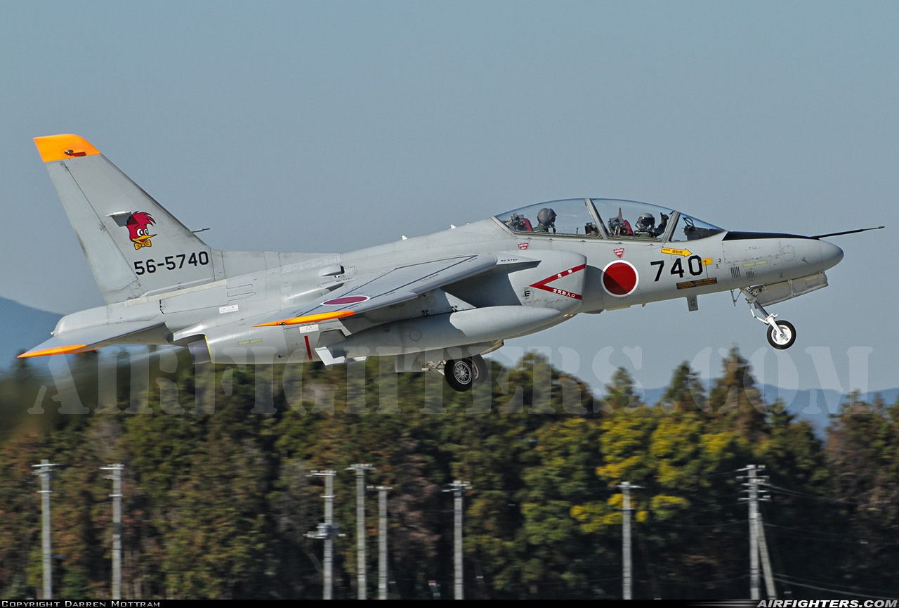 Japan - Air Force Kawasaki T-4 56-5740 at Hyakuri (RJAH), Japan