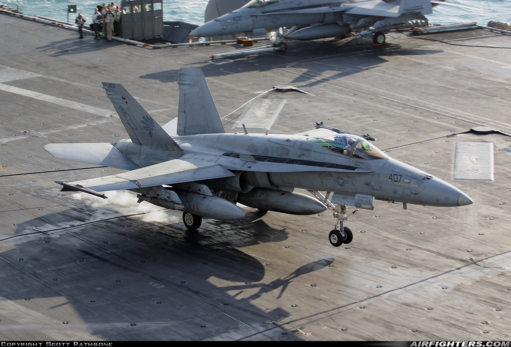 USA - Navy McDonnell Douglas F/A-18C Hornet 164628 at Off-Airport - Persian Gulf, International Airspace