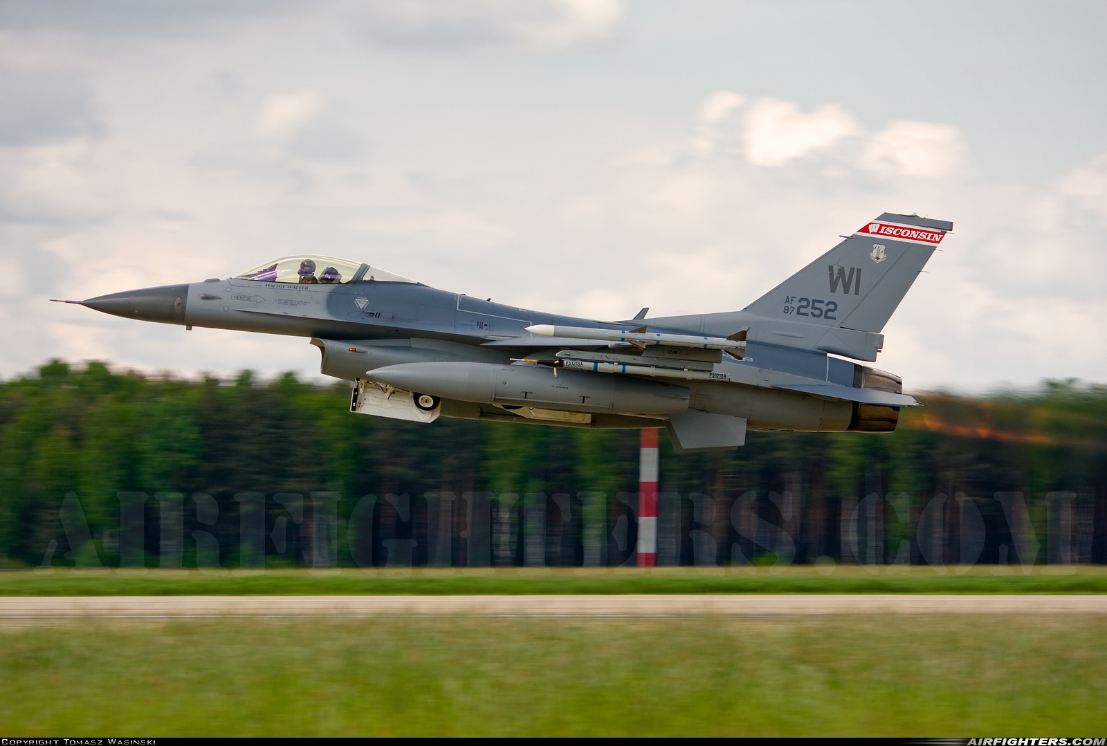 USA - Air Force General Dynamics F-16C Fighting Falcon 87-0252 at Lask (EPLK), Poland