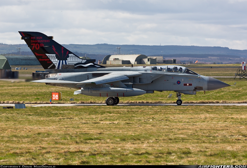 UK - Air Force Panavia Tornado GR4 ZA412 at Lossiemouth (LMO / EGQS), UK