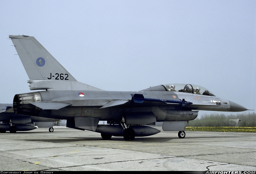 Netherlands - Air Force General Dynamics F-16B Fighting Falcon J-262 at Leeuwarden (LWR / EHLW), Netherlands