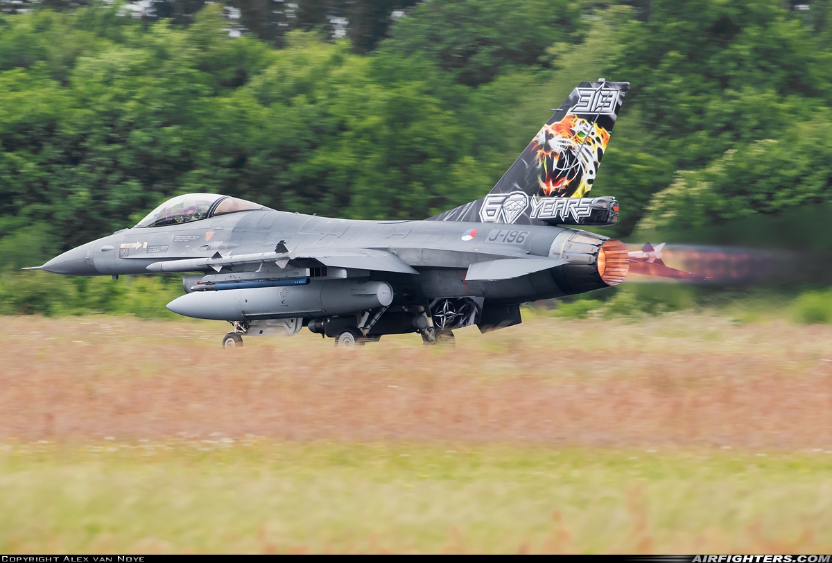 Netherlands - Air Force General Dynamics F-16AM Fighting Falcon J-196 at Uden - Volkel (UDE / EHVK), Netherlands