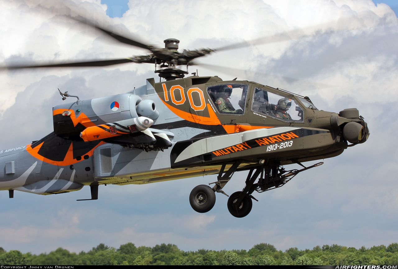 Netherlands - Air Force Boeing AH-64DN Apache Longbow Q-17 at Uden - Volkel (UDE / EHVK), Netherlands