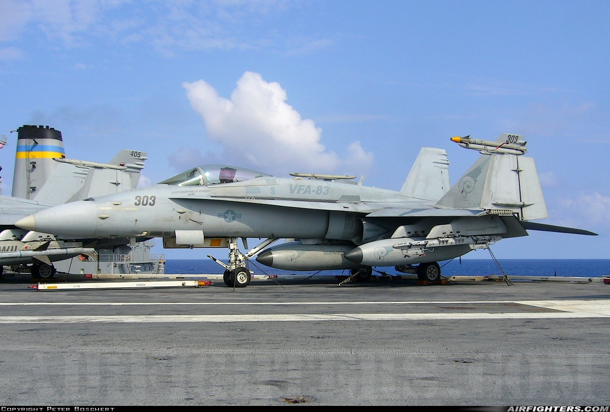 USA - Navy McDonnell Douglas F/A-18C Hornet 164244 at Off-Airport - Atlantic Ocean, International Airspace