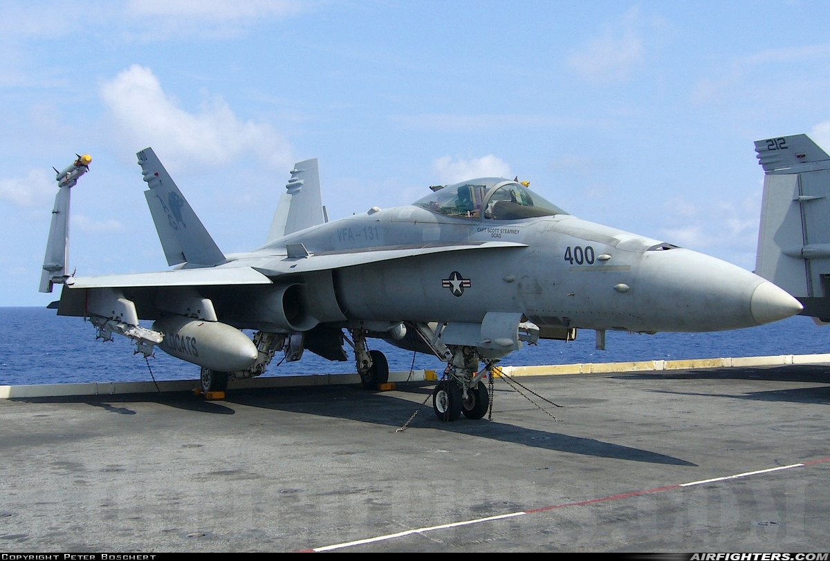 USA - Navy McDonnell Douglas F/A-18C Hornet 165217 at Off-Airport - Atlantic Ocean, International Airspace