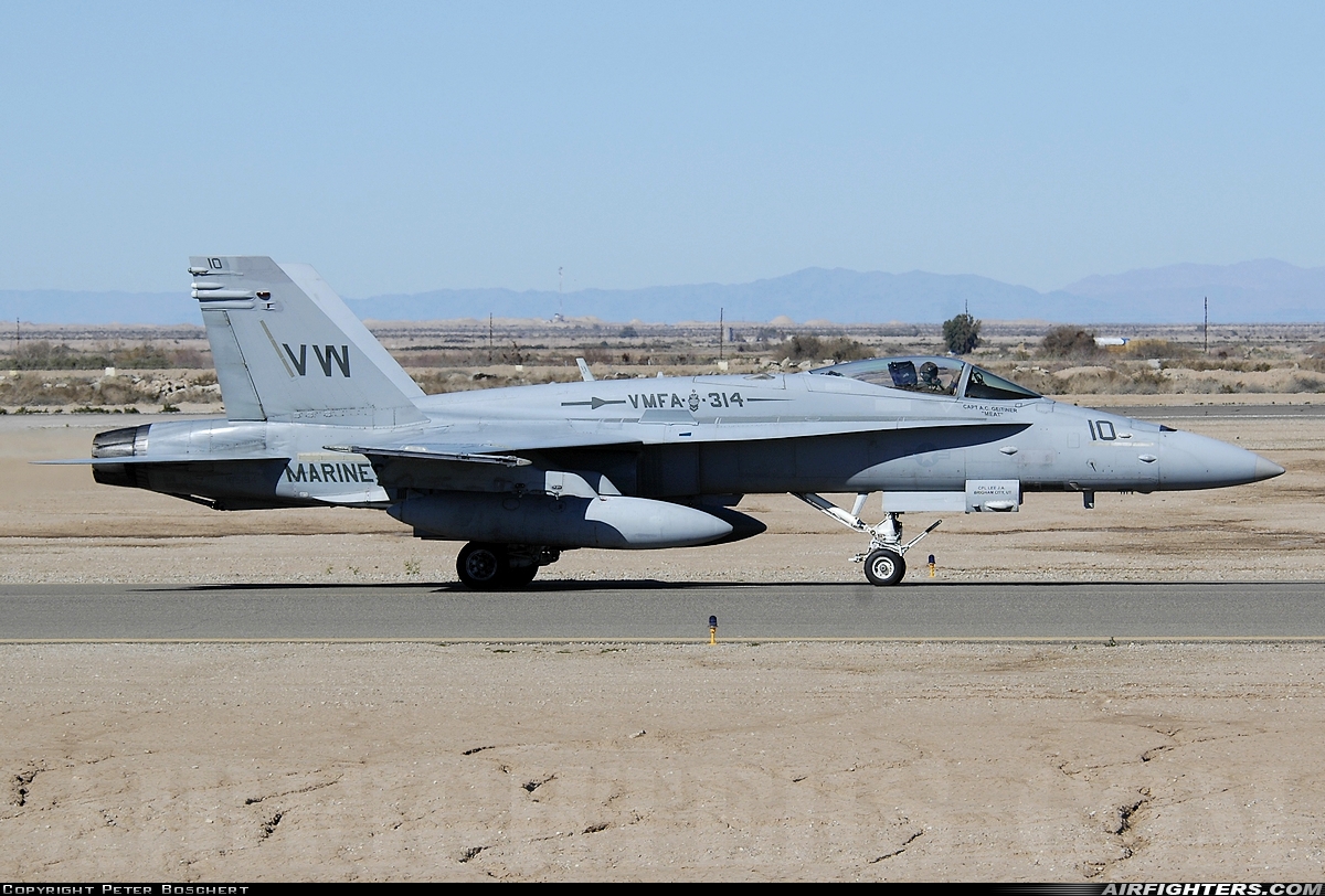 USA - Marines McDonnell Douglas F/A-18C Hornet 165194 at El Centro - NAF (NJK / KNJK), USA