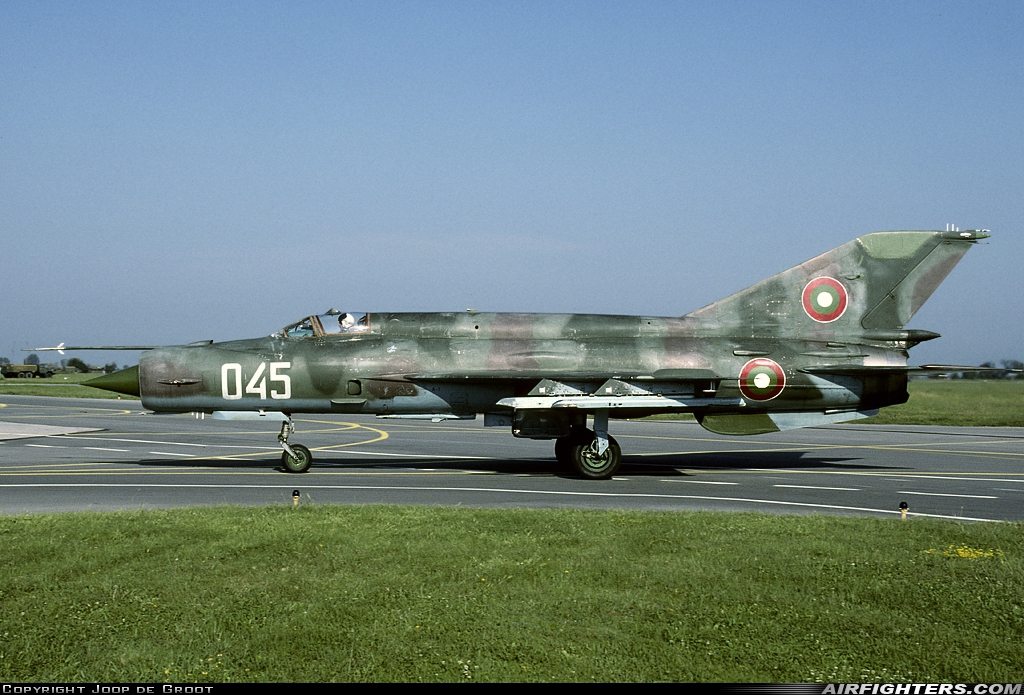 Bulgaria - Air Force Mikoyan-Gurevich MiG-21bis 045 at Graf Ignatievo (LBPG), Bulgaria