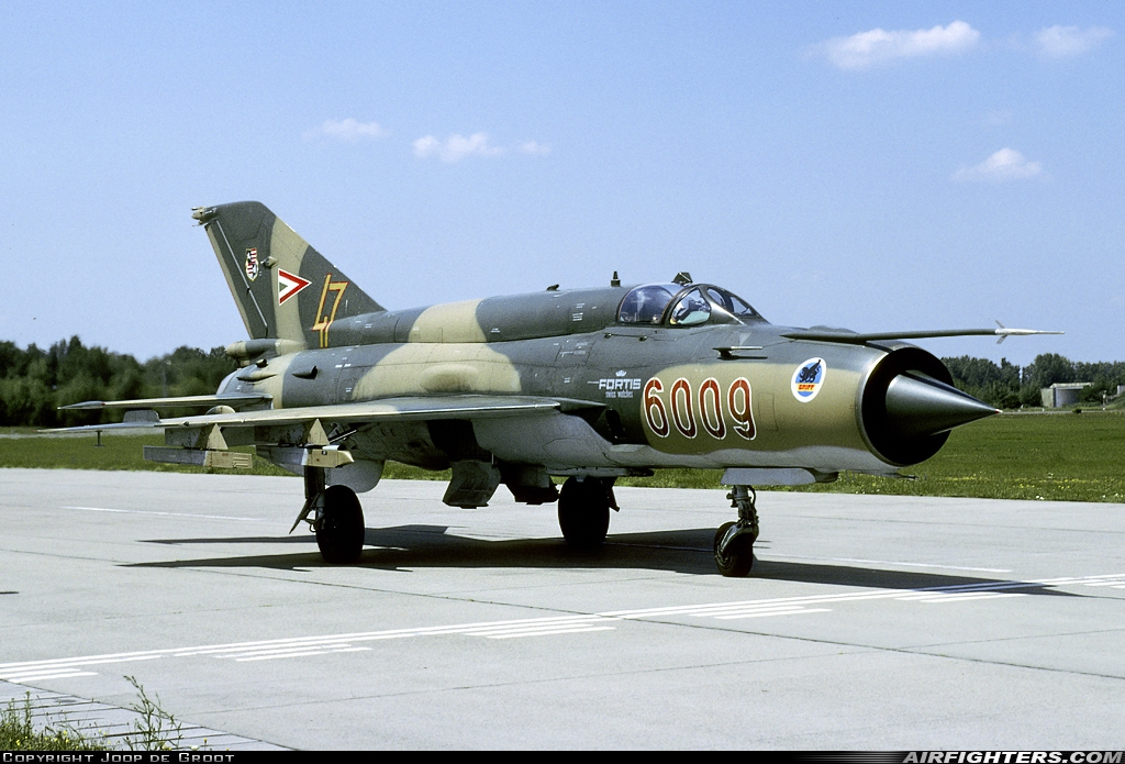Hungary - Air Force Mikoyan-Gurevich MiG-21bis SAU 6009 at Papa (LHPA), Hungary