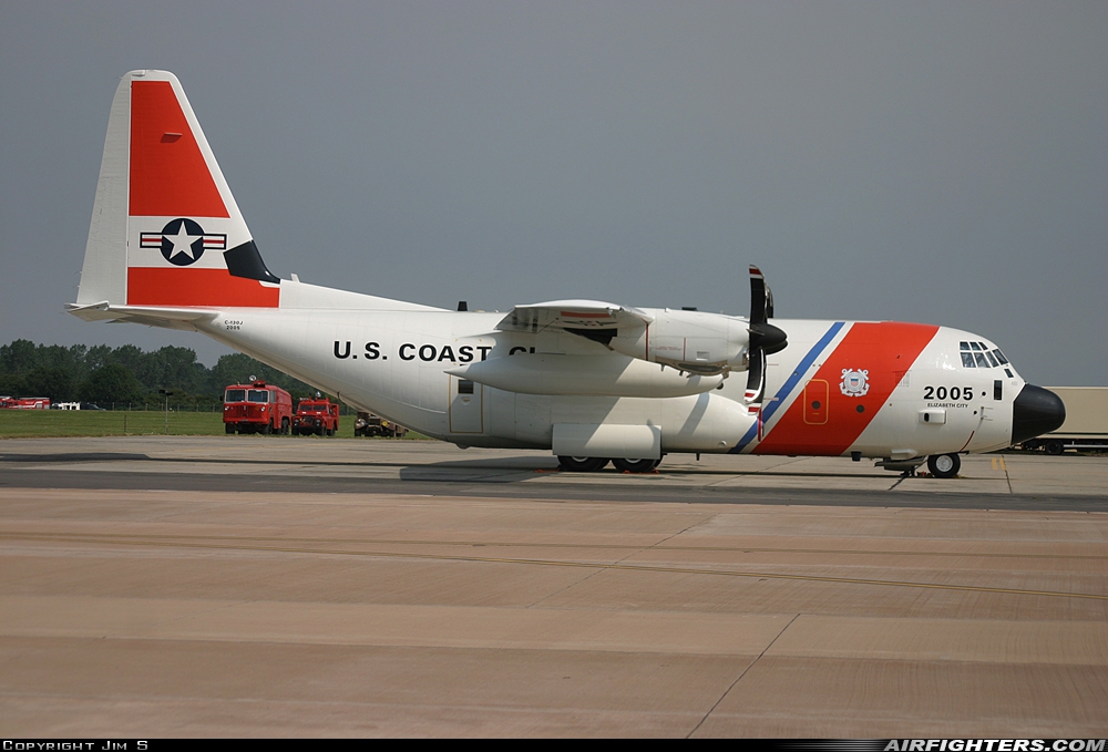 USA - Coast Guard Lockheed Martin HC-130J Hercules (L-382) 2005 at Fairford (FFD / EGVA), UK