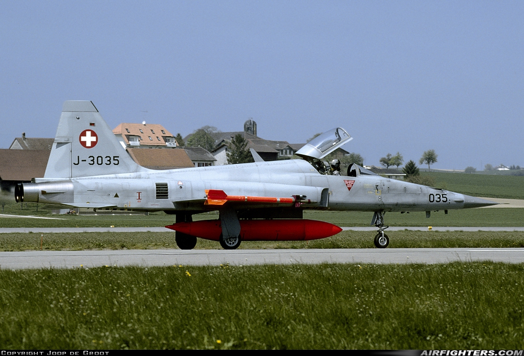 Switzerland - Air Force Northrop F-5E Tiger II J-3035 at Payerne (LSMP), Switzerland
