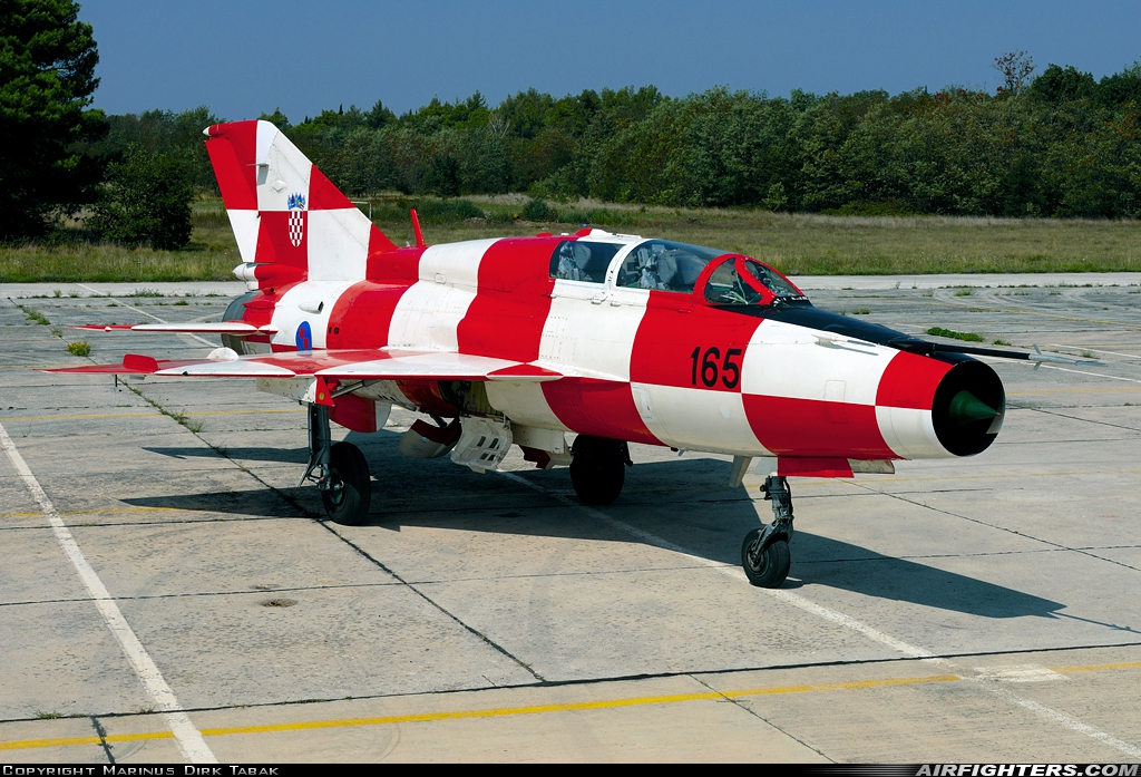 Croatia - Air Force Mikoyan-Gurevich MiG-21UMD 165 at Pula (LDPL), Croatia