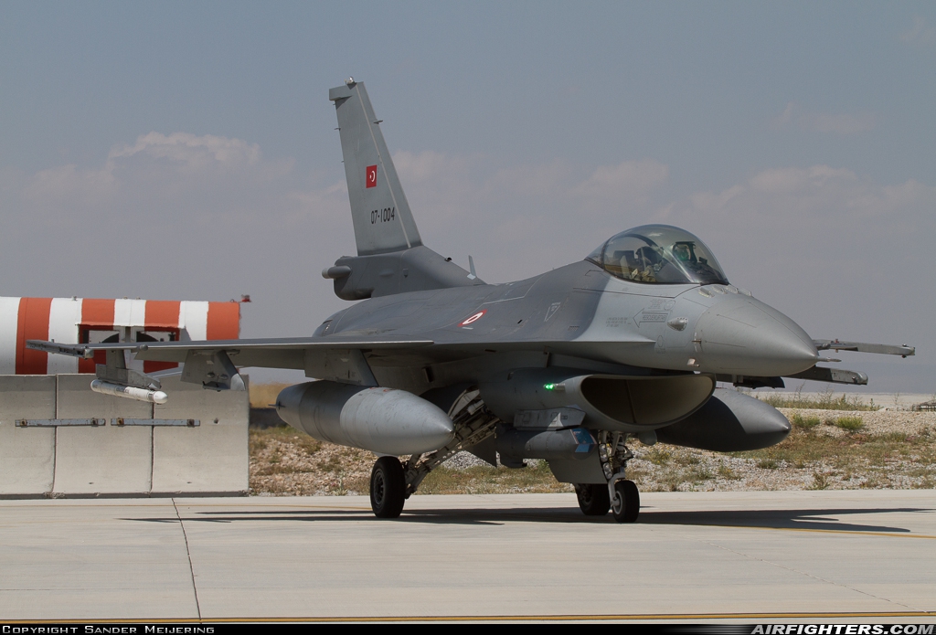 Türkiye - Air Force General Dynamics F-16C Fighting Falcon 07-1004 at Konya (KYA / LTAN), Türkiye