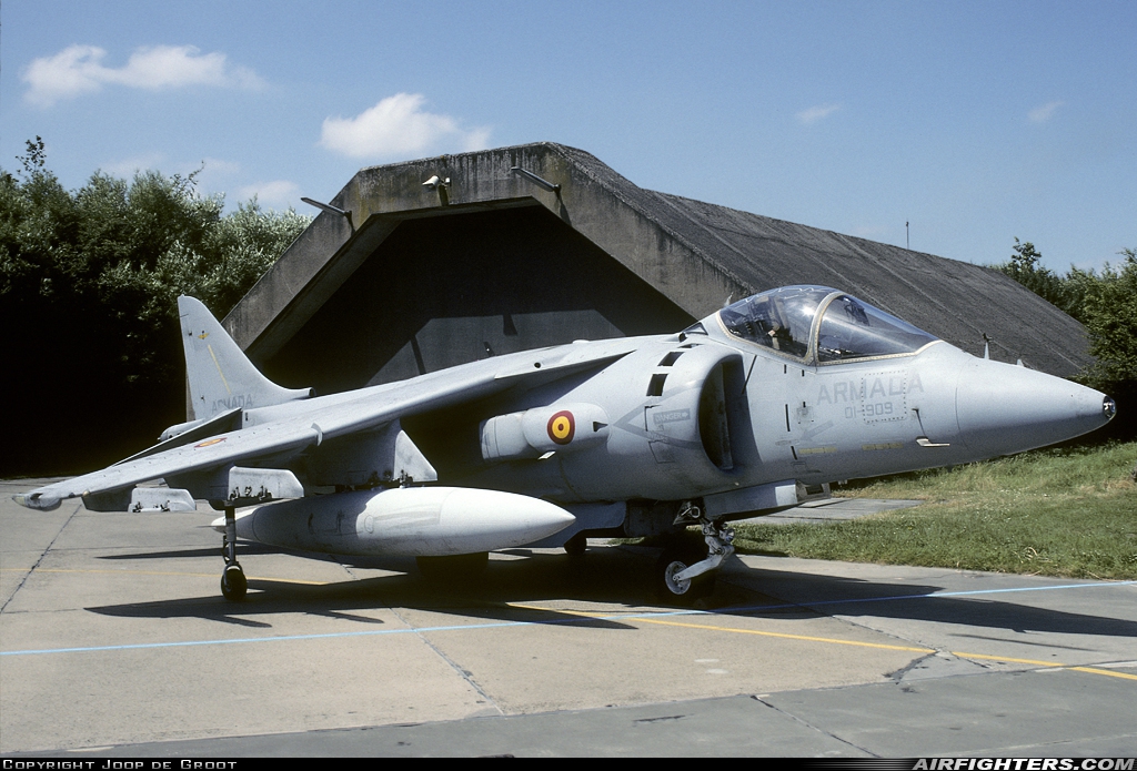 Spain - Navy McDonnell Douglas EAV-8B Harrier II VA.1B-20 at Leeuwarden (LWR / EHLW), Netherlands