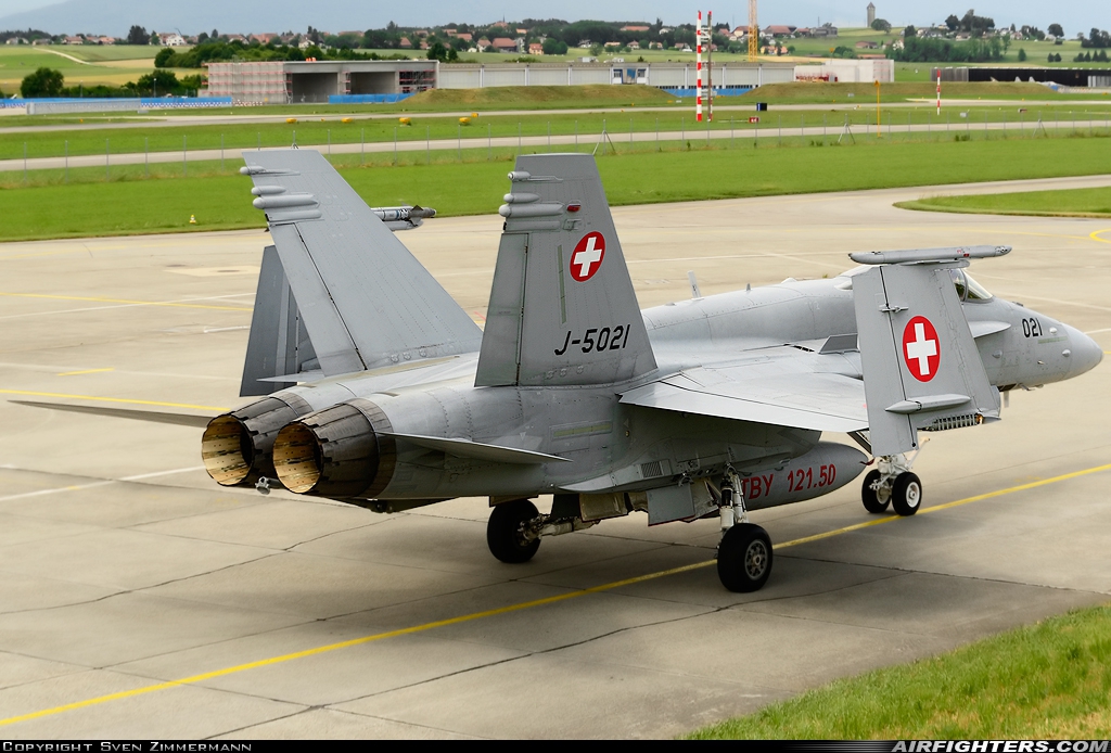 Switzerland - Air Force McDonnell Douglas F/A-18C Hornet J-5021 at Payerne (LSMP), Switzerland