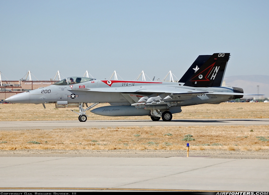USA - Navy Boeing F/A-18E Super Hornet 166434 at Lemoore - NAS / Reeves Field (NLC), USA