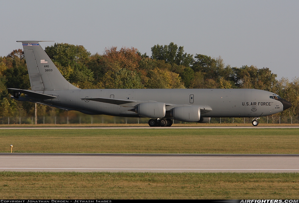 USA - Air Force Boeing KC-135R Stratotanker (717-148) 63-8013 at Columbus - Rickenbacker International (LCK / KLCK), USA