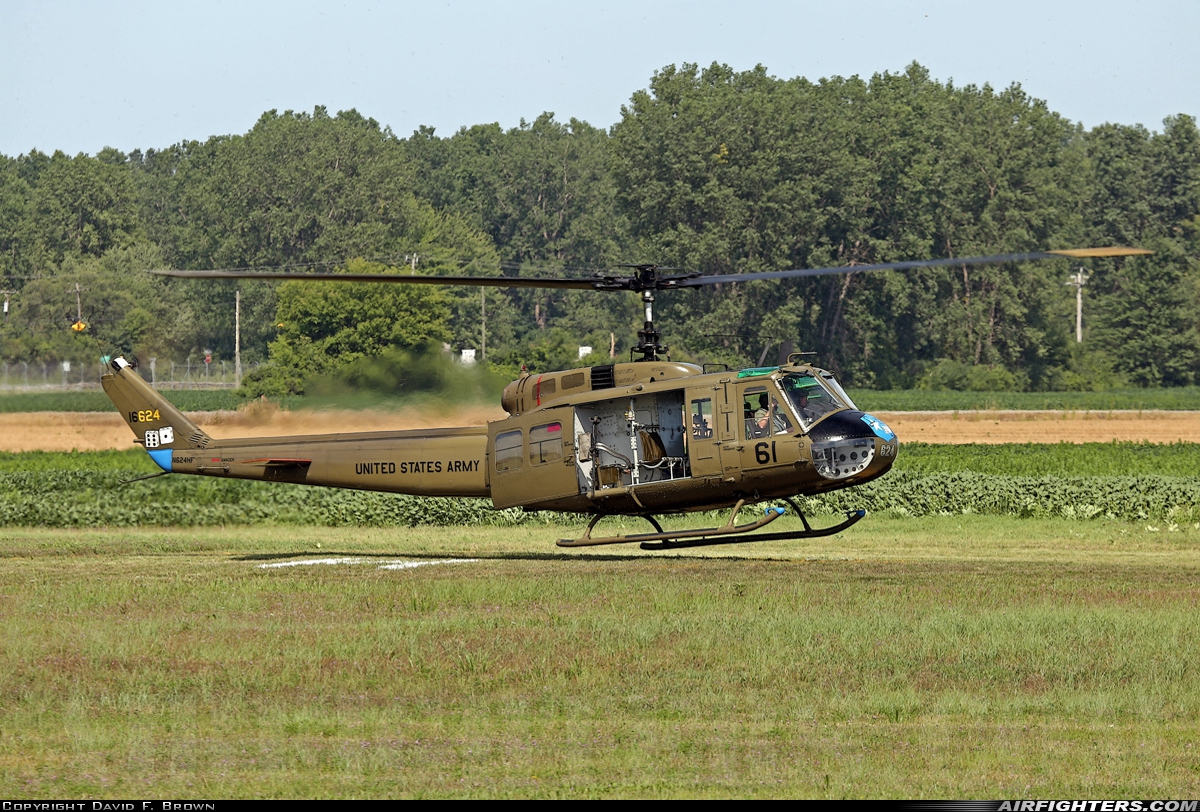 Private Bell UH-1H Iroquois (205) N624HF at Detroit - Willow Run (YIP / KYIP), USA