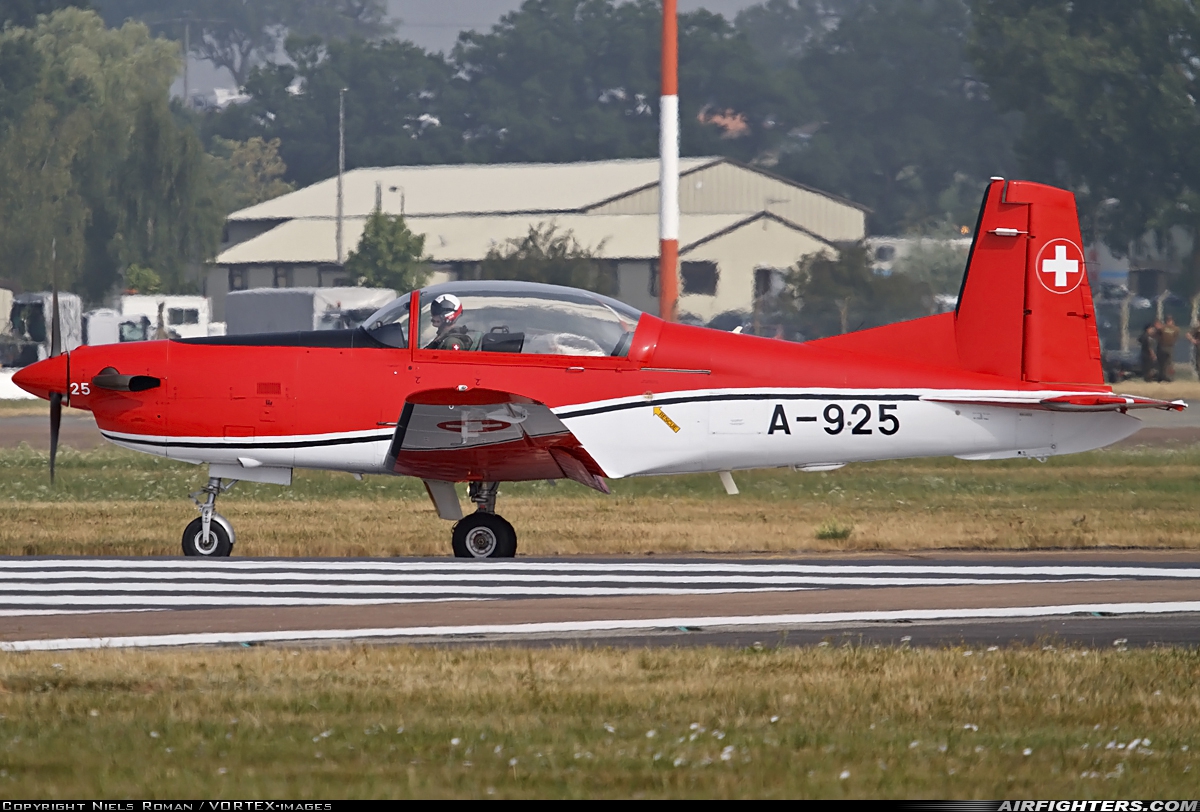 Switzerland - Air Force Pilatus NCPC-7 Turbo Trainer A-925 at Fairford (FFD / EGVA), UK